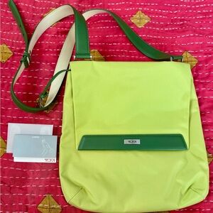 TUMI Cargo Slim Crossbody Bag Purse - Green Yellow - NWOT - Flaw Under Strap